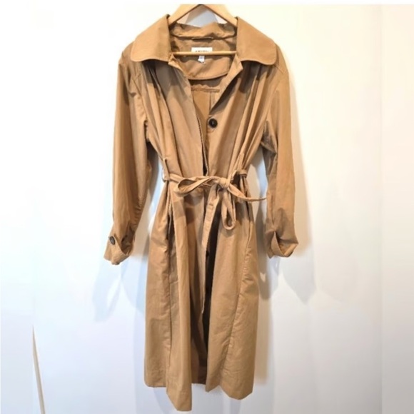 Nordstrom Camel Pleated Trenchcoat Size Large - Picture 1 of 5